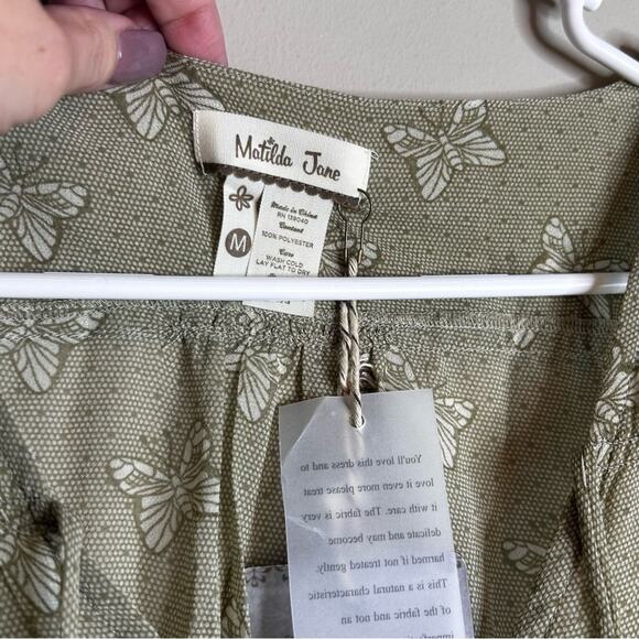 NWT Matilda Jane Green Butterfly Sleeveless Sheer Tank Top Medium - Picture 3 of 7